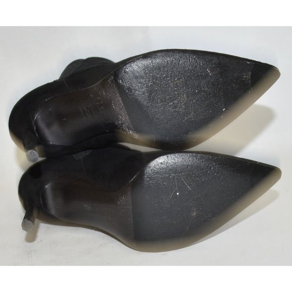 $500 STUART WEITZMAN Apogee Bootie SLEEK POINTY TOE BLACK SUEDE 5.5 (K15) CLASSY - Picture 8 of 9